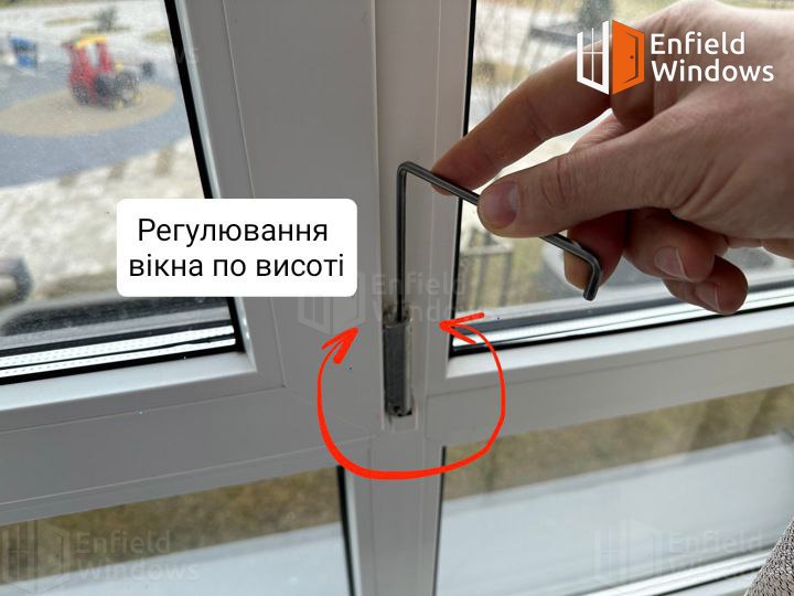 не закривається пластикове вікно щось заважає