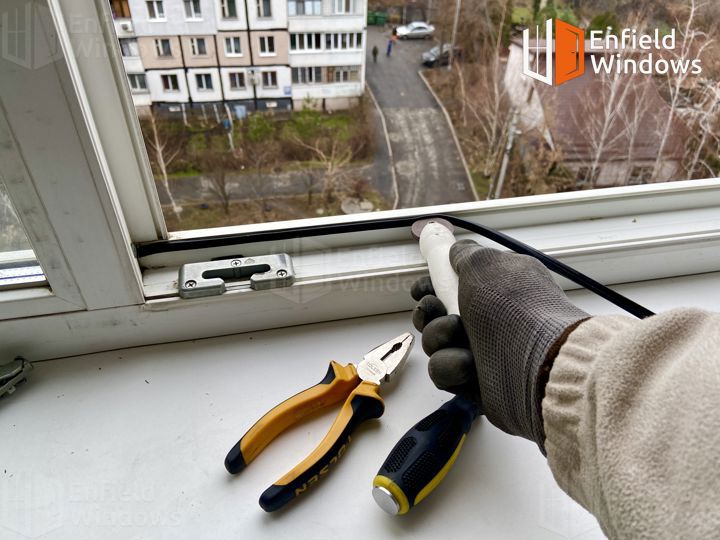 заміна ущільнювача на вікнах у Дніпрі на Лівобережному 3