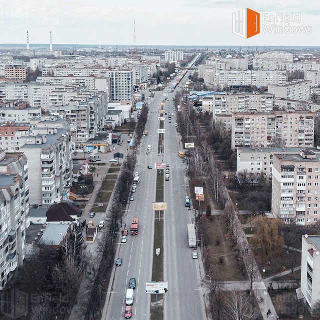 майстер по ремонту пластикових вікон в Луцьку