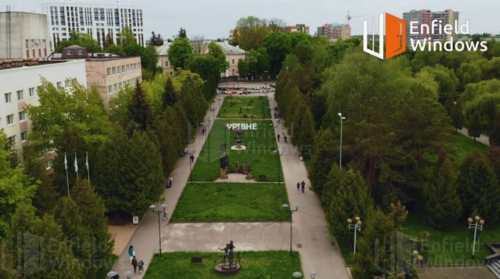обслуговування пластикових вікон в Рівне